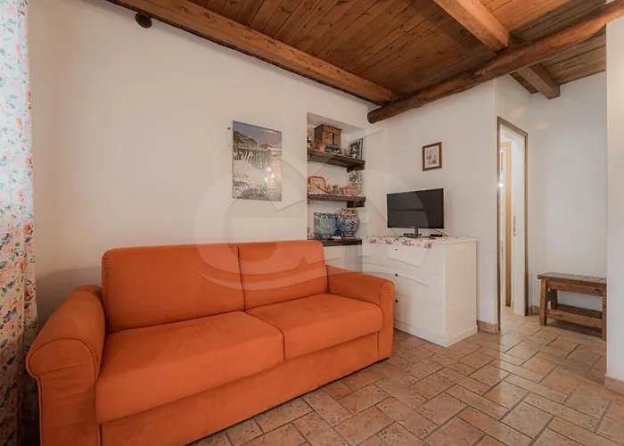 Il Relitto A - Goelba * Pomonte