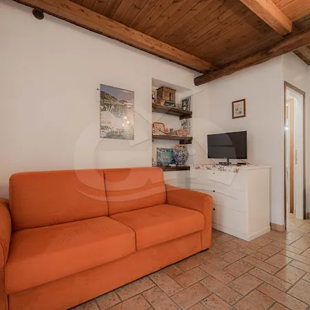 Il Relitto A - Goelba * Pomonte (Livorno)